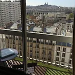 Paris, Belle Vue, Balcons